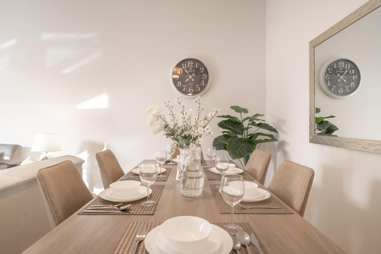 Higuests - Spacious Apt For 5 With Spectacular Marina Views Дубай Экстерьер фото