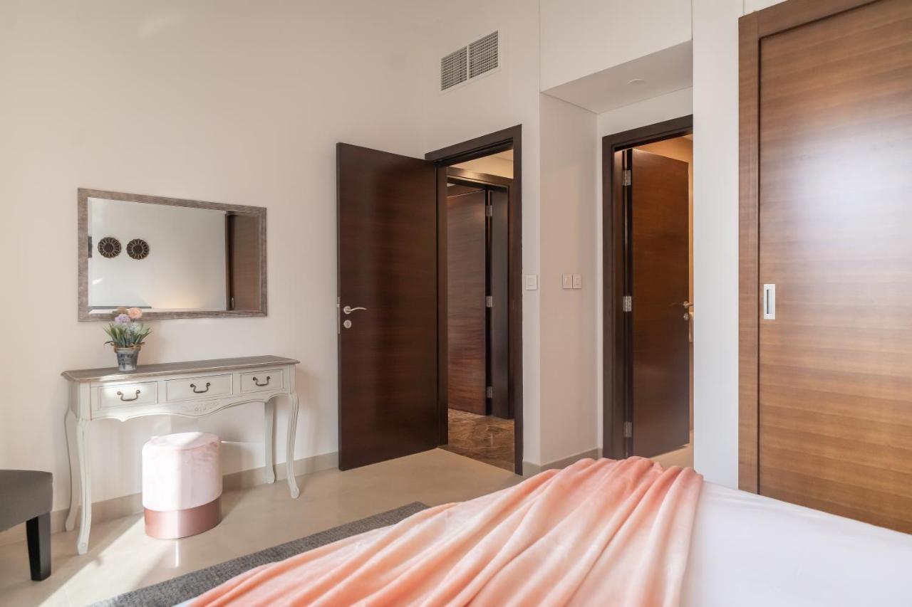 Higuests - Spacious Apt For 5 With Spectacular Marina Views Дубай Экстерьер фото